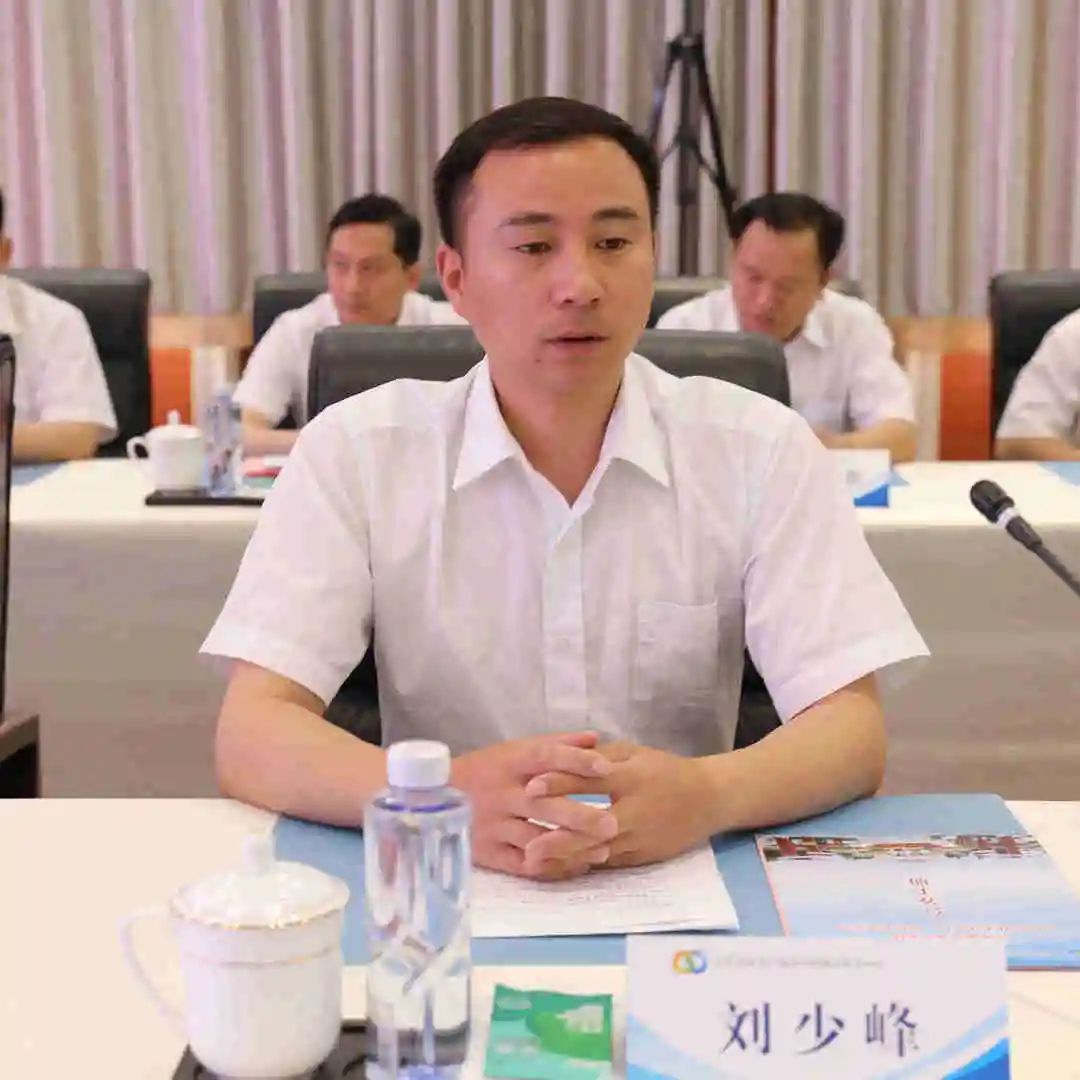 代表发言6_副本.jpg